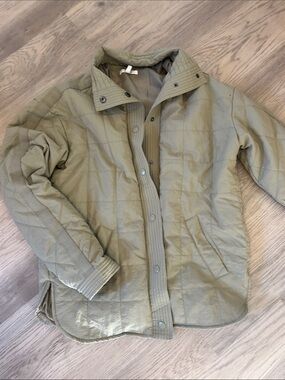 Maurices Quilted Puffer Jacket in Olive